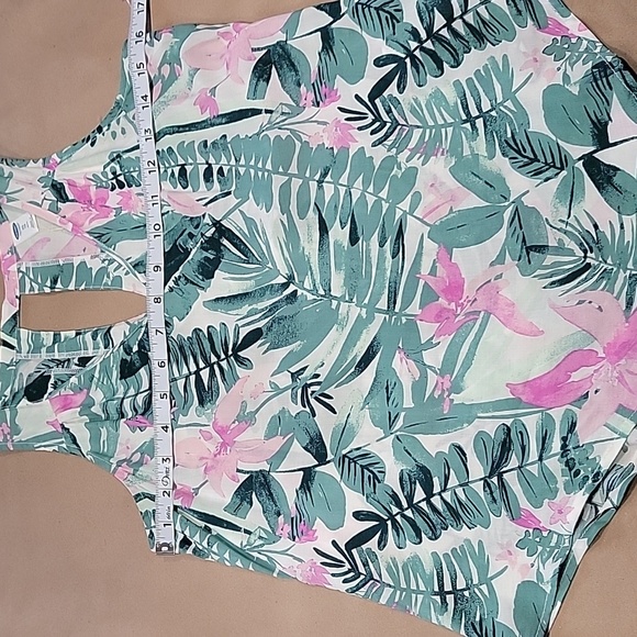 Old Navy Size XSP Patterned V Neck Cutout Tank Top, NEW With Tag - Picture 8 of 13
